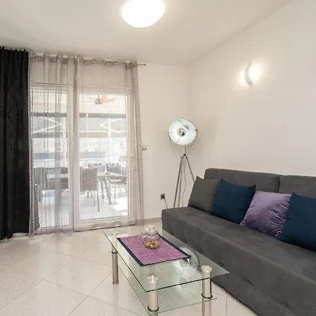 Holiday home Lovely In Privlaka (Zadar)